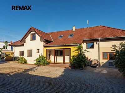 Prodej rodinného domu 160 m², pozemek 588 m²