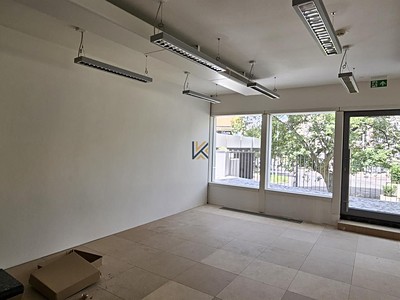 Pronájem komerčního prostoru, 45 m² (2 z 8)