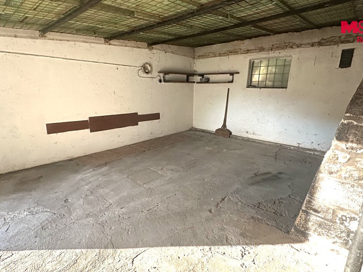 Prodej nemovitosti, 35 m² (3 z 6)