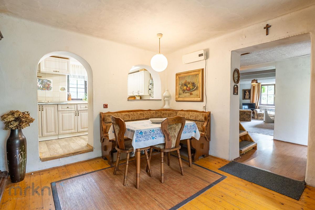 Prodej rodinného domu 100 m², pozemek 1219 m² – fotografie 5