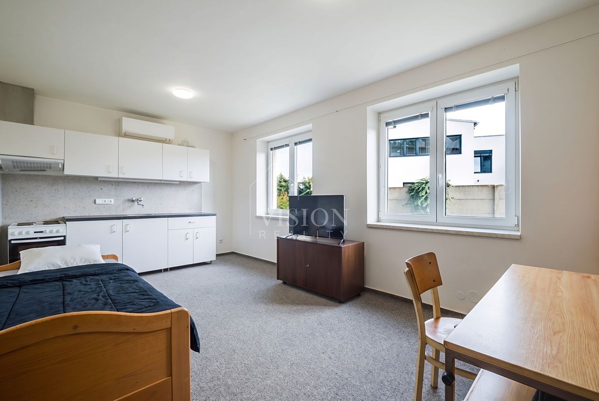 Prodej bytu 1+kk 32 m² – fotografie 2
