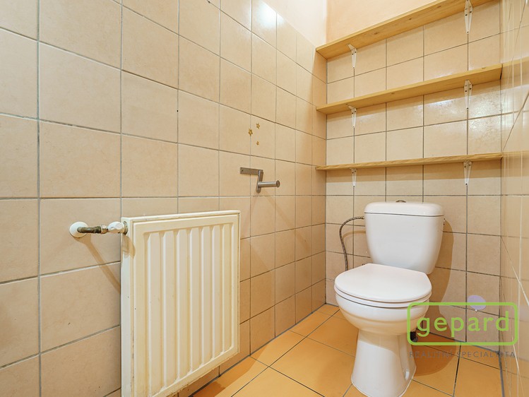 Комерційне приміщення на продаж, 112 м² (14 з 19)