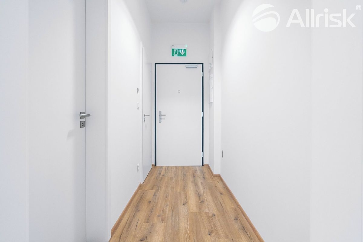 Pronájem bytu 1+kk 35 m² – fotografie 5
