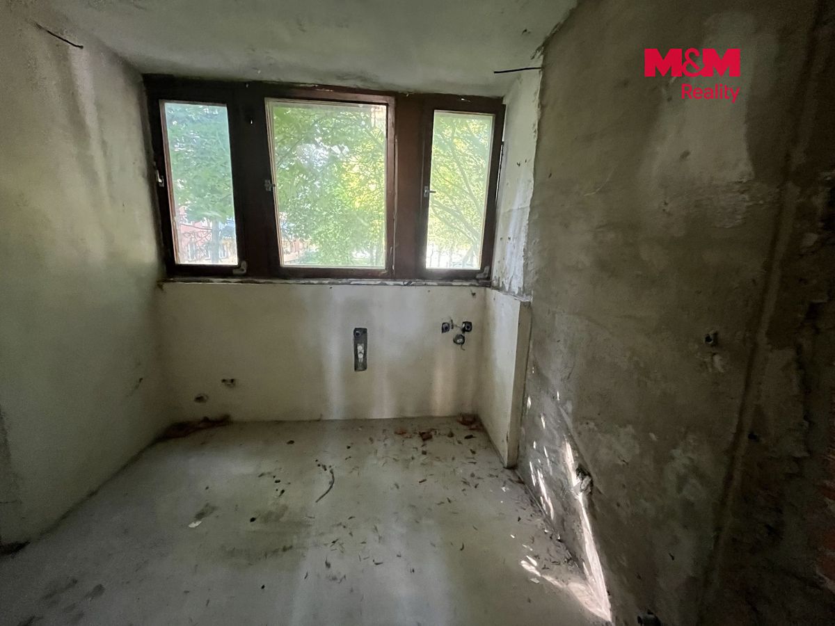 Prodej obchodního prostoru 154 m² – fotografie 3