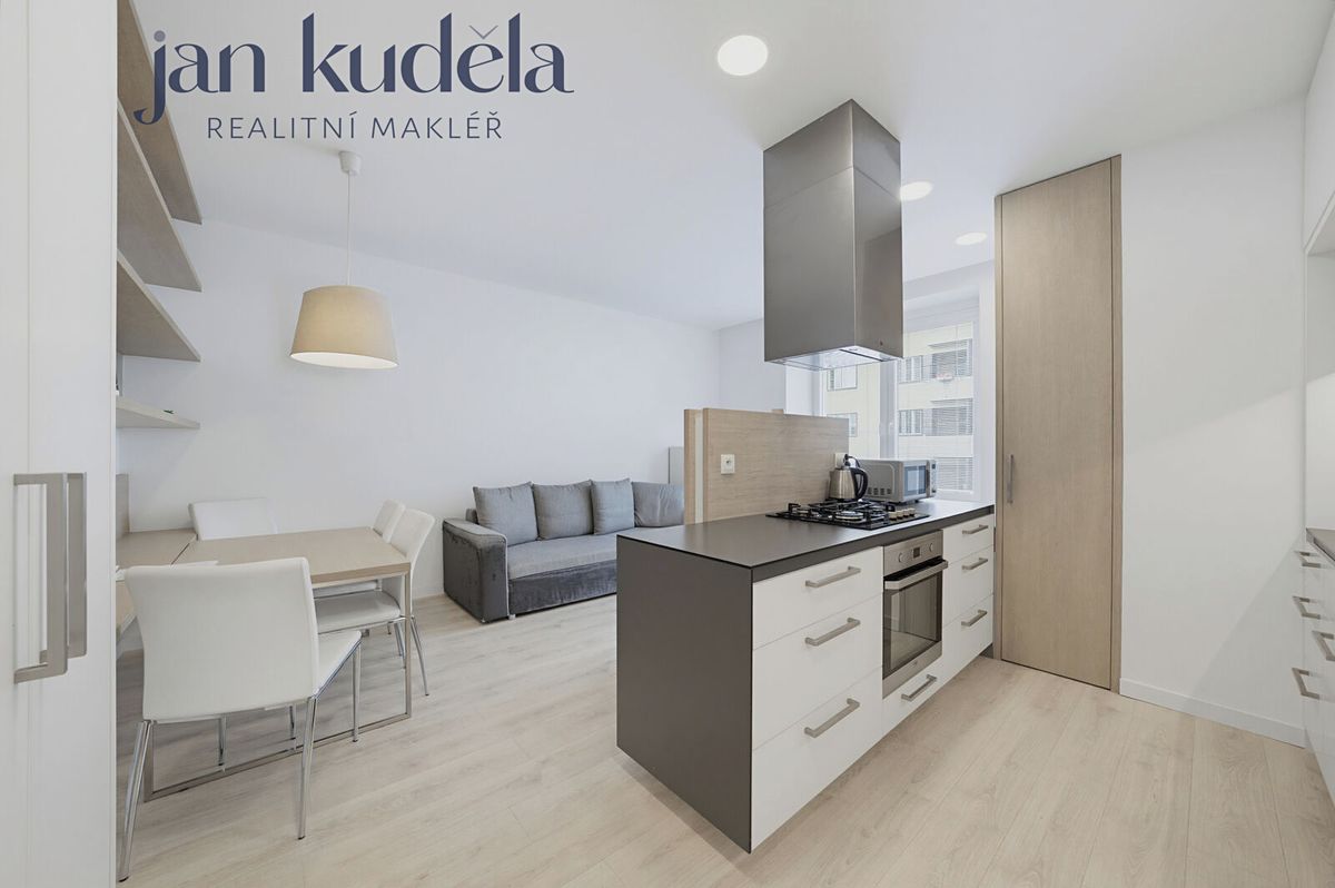 Pronájem bytu 2+kk 56 m²