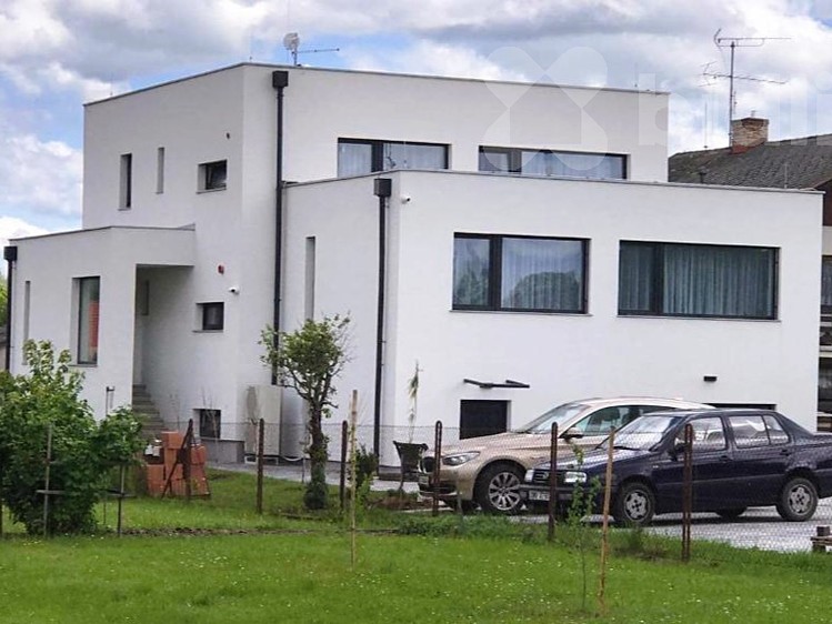 Квартира 3+kk в оренду, 70 м² (1 з 15)
