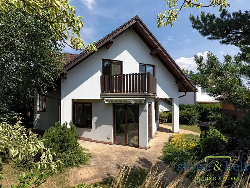 Prodej rodinného domu 140 m², pozemek 901 m², Opava – náhled fotky 1