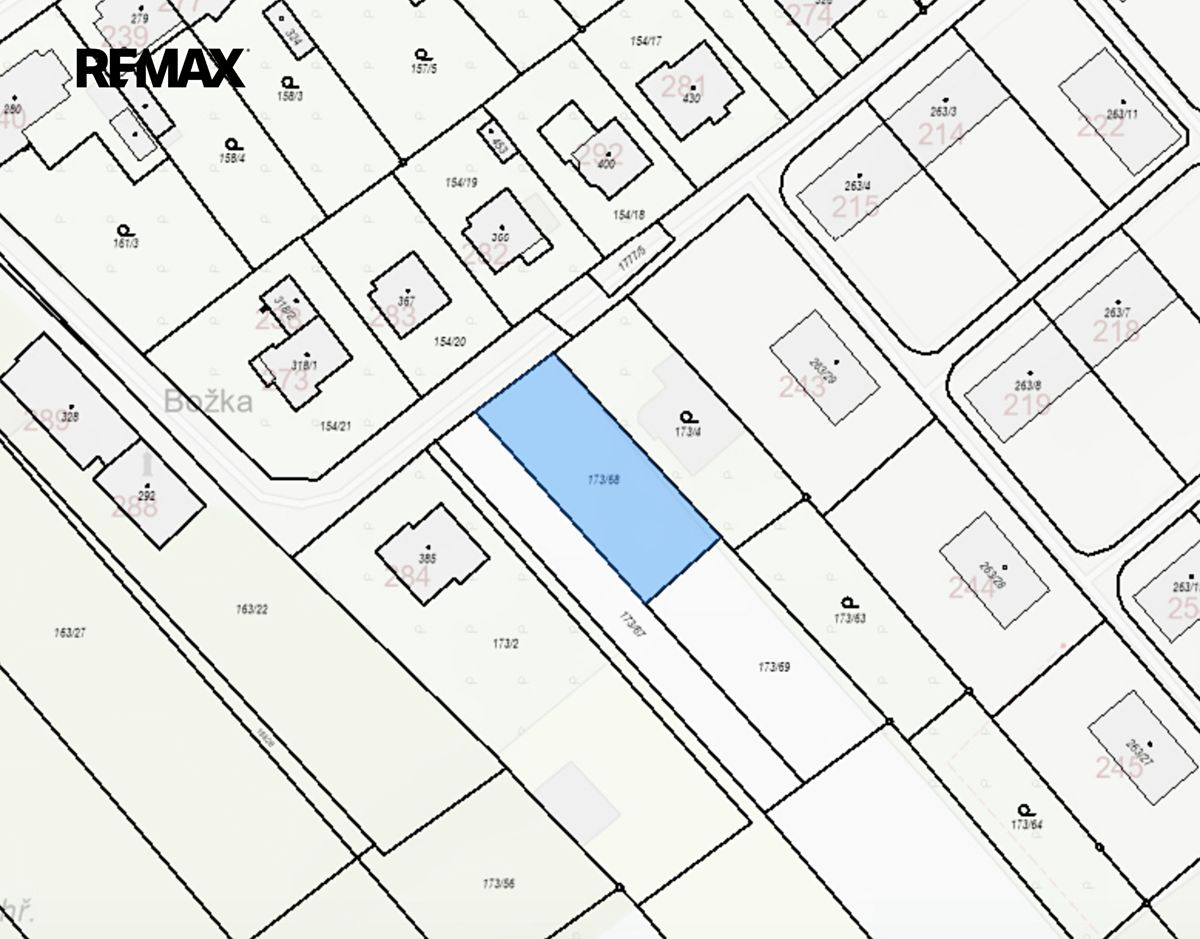 Prodej stavebního pozemku 678 m² – fotografie 3