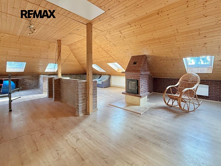 Будинок на продаж, 300 м² (2 з 27)