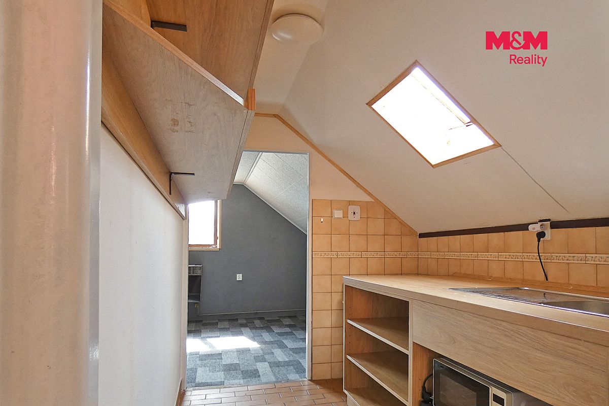 Pronájem bytu 2+1 66 m² – fotografie 2
