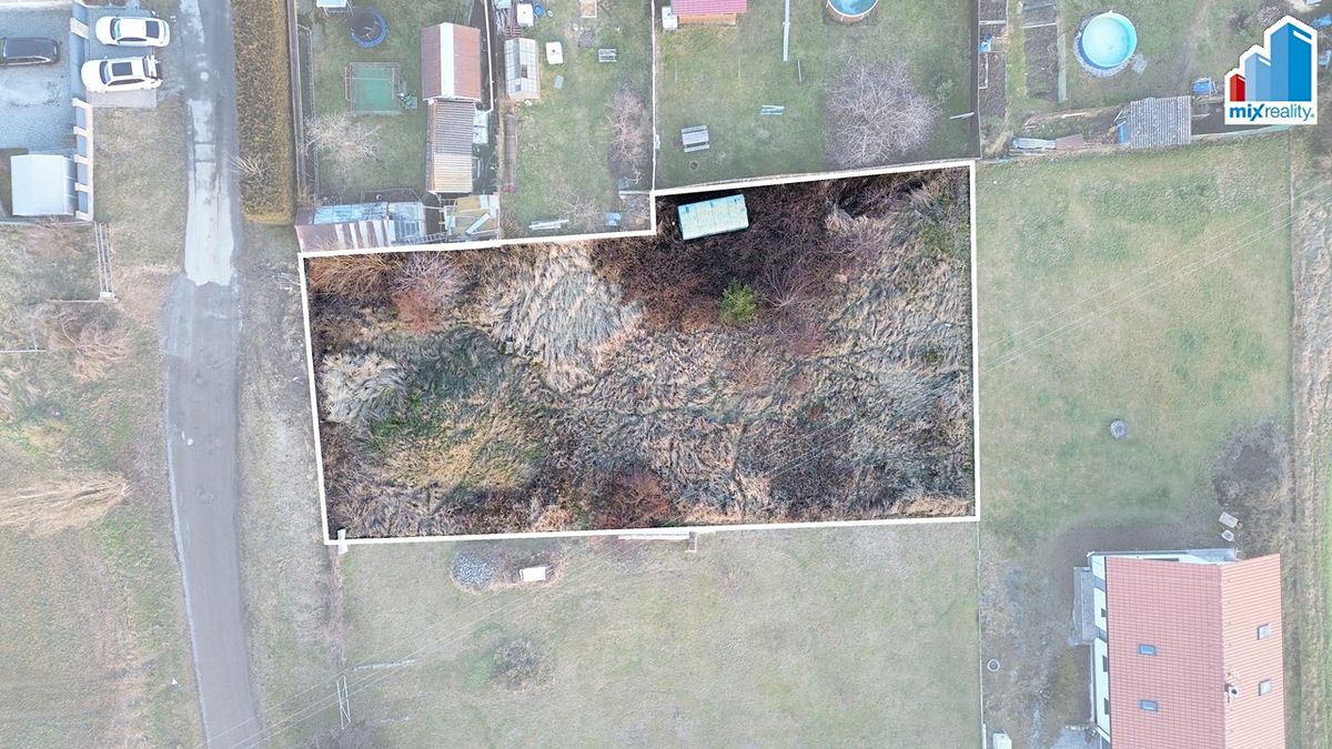 Prodej stavebního pozemku 1032 m² – fotografie 3