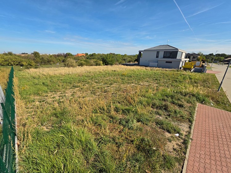 Prodej pozemku, 1 204 m² (6 z 7)