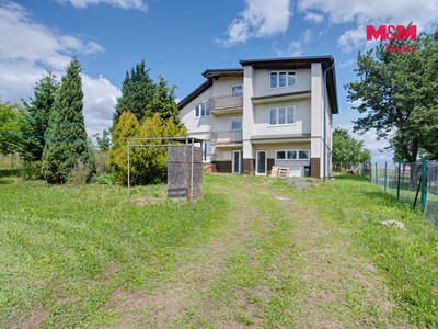 Haus zum Kauf, 350 m² (2 von 30)