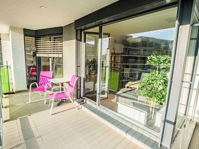 Pronájem bytu 2+kk, 52 m² (3 z 12)