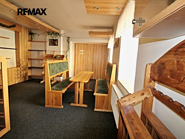 Комерційне приміщення на продаж, 460 м² (13 з 26)