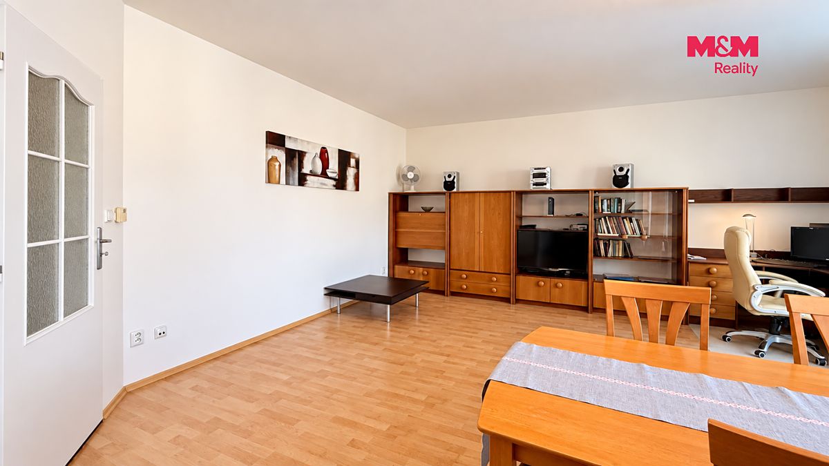 Pronájem bytu 2+kk 65 m² – fotografie 3