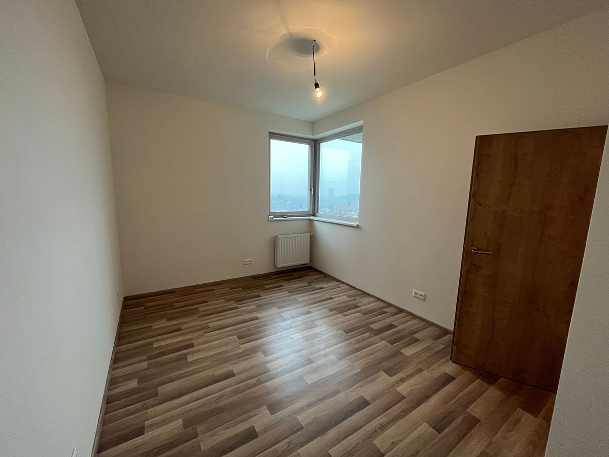 Pronájem bytu 2+kk 60 m² – fotografie 5