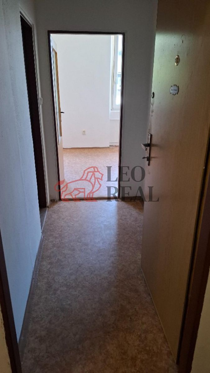 Pronájem bytu 2+kk 60 m² – fotografie 2