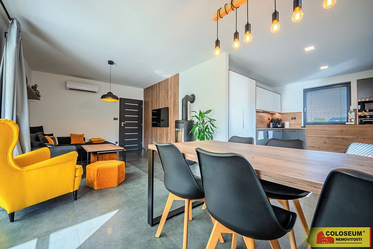 Prodej rodinného domu 80 m², pozemek 800 m² – fotografie 3