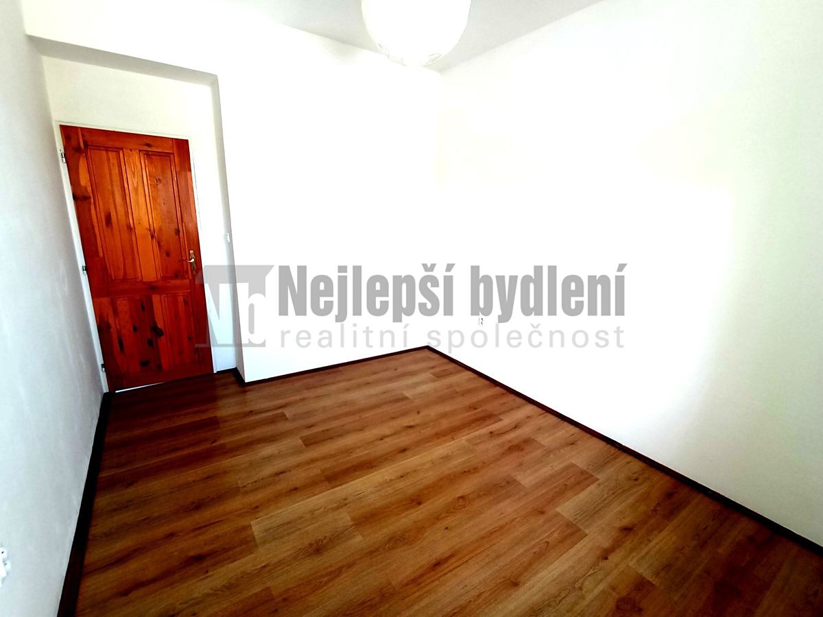 Pronájem bytu 3+1 60 m² – fotografie 4