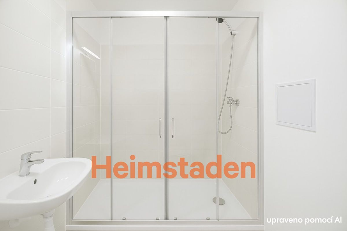 Pronájem bytu 4+kk 74 m² – fotografie 4