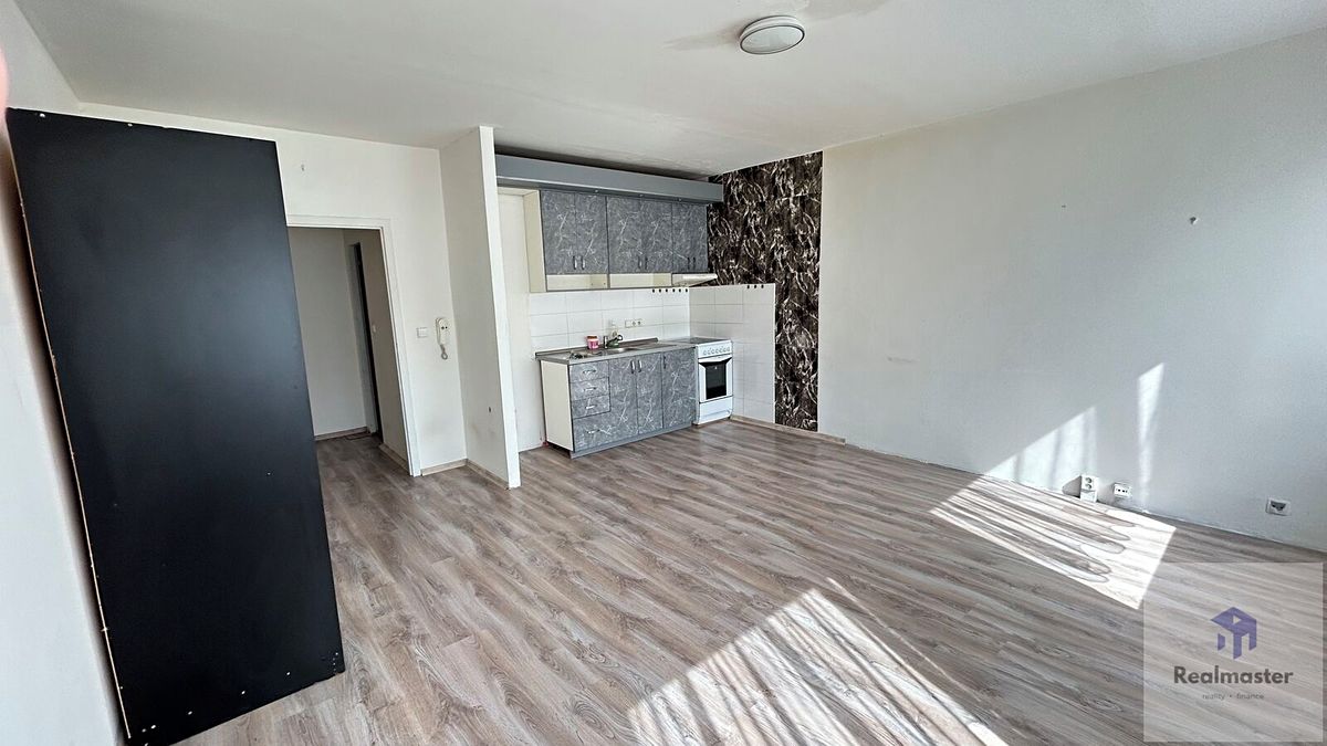 Pronájem bytu 2+kk 48 m² – fotografie 4