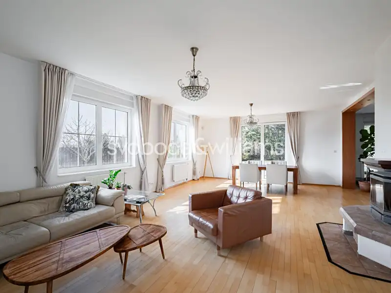 Prodej rodinného domu 270 m², pozemek 2086 m², Mukařov – náhled fotky 2