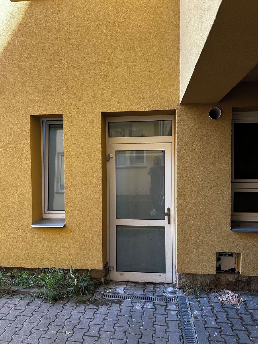Prodej skladového prostoru 11 m² – fotografie 2