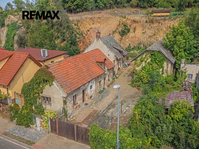 Prodej pozemku, 2 294 m² (2 z 13)