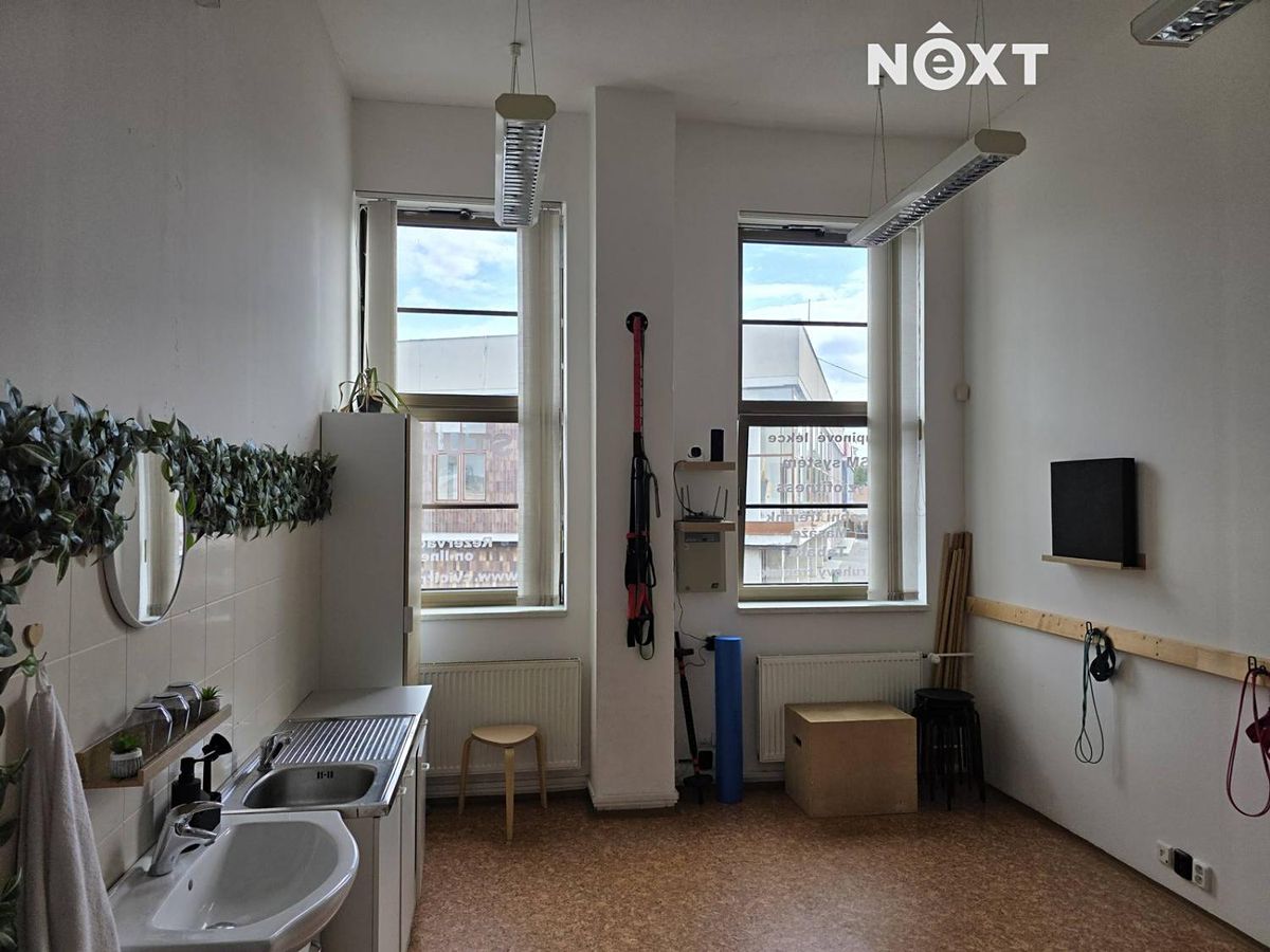 Pronájem ordinace 42 m² – fotografie 3