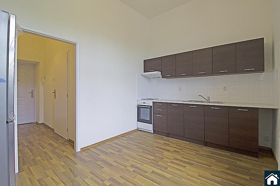 Pronájem bytu 2+kk 48 m² – fotografie 4