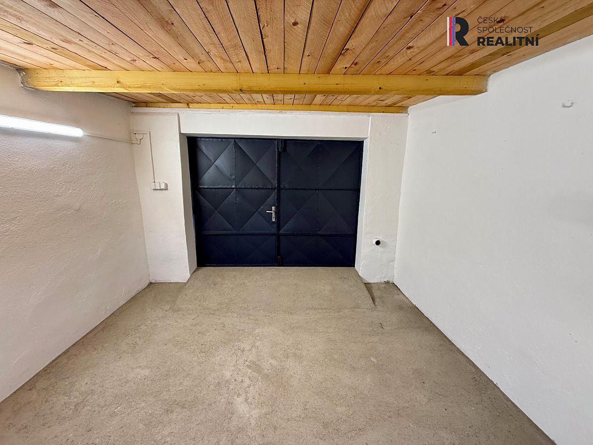 Prodej garáže 26 m² – fotografie 3