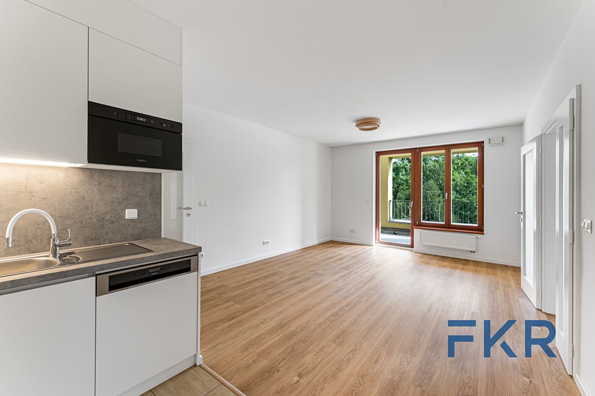Pronájem bytu 3+kk 68 m² – fotografie 4
