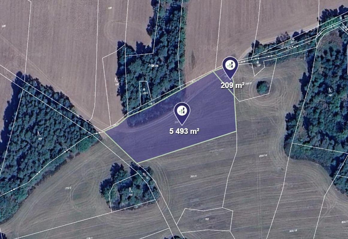 Prodej pole 5702 m²