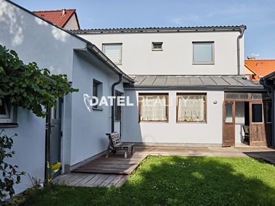 Prodej rodinného domu 200 m², pozemek 463 m²