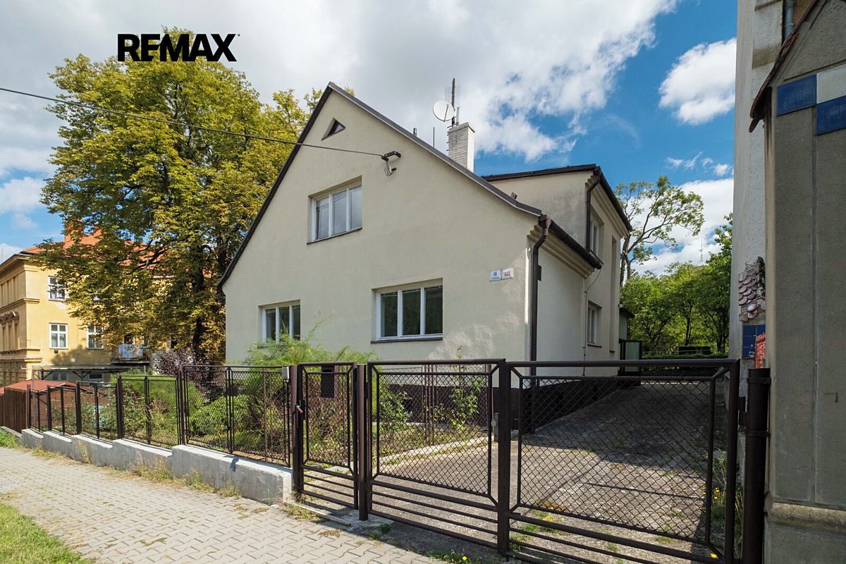 Prodej rodinného domu 144 m², pozemek 782 m²