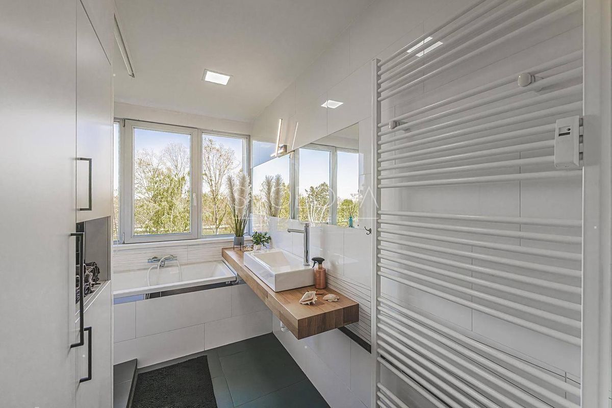 Prodej bytu 2+kk 61 m² – fotografie 2