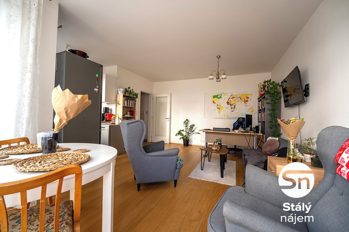 Pronájem bytu 2+kk 73 m² – fotografie 2