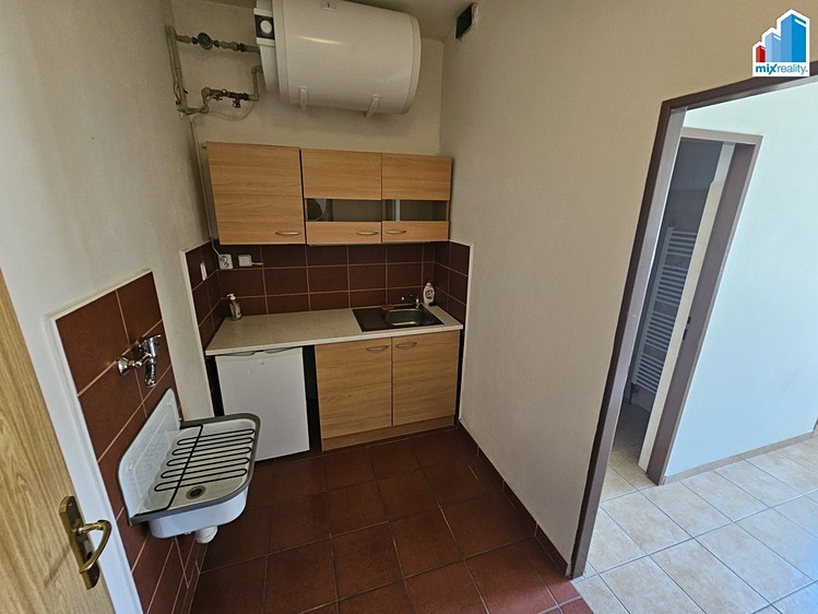 Комерційне приміщення в оренду, 55 м² (10 з 14)
