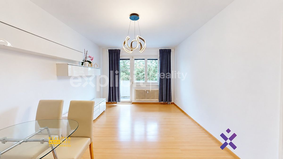 Pronájem bytu 2+1 56 m² – fotografie 3
