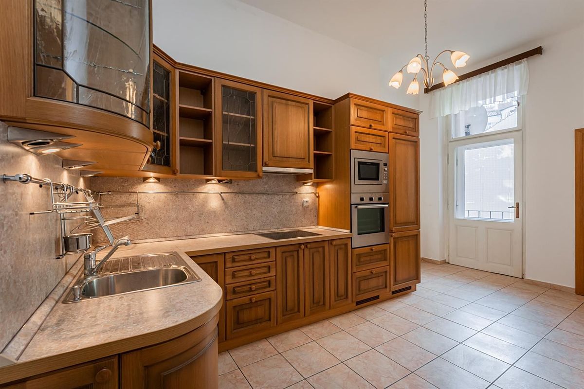 Pronájem bytu 3+1 94 m²