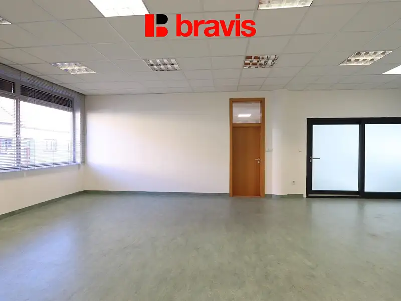 Pronájem obchodního prostoru 277 m², Vyškov – náhled fotky 3