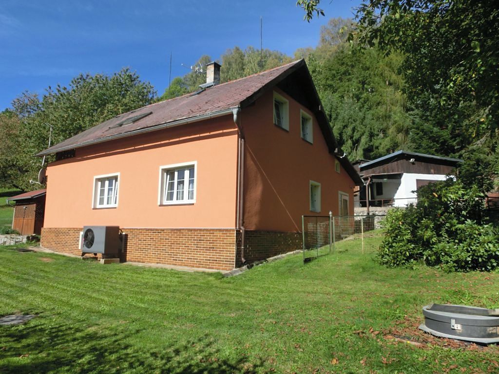 Prodej rodinného domu 175 m², pozemek 9863 m² – fotografie 2