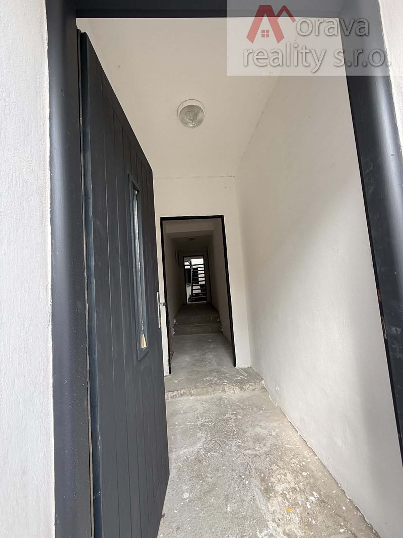 Prodej vícegeneračního domu 110 m², pozemek 260 m² – fotografie 3