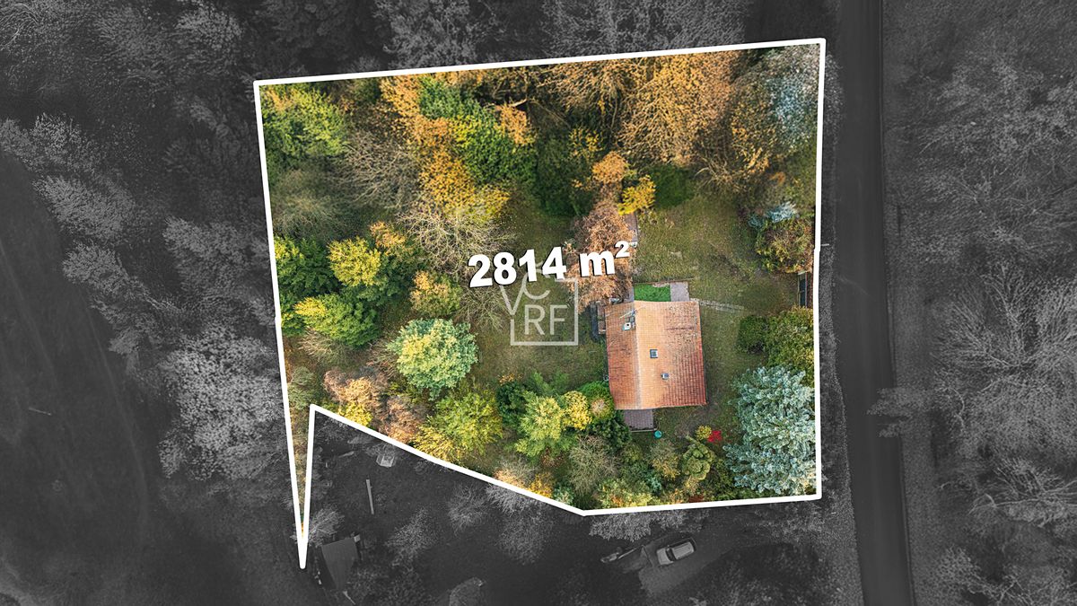 Prodej stavebního pozemku 2814 m², Liteň – fotka 1 z 3