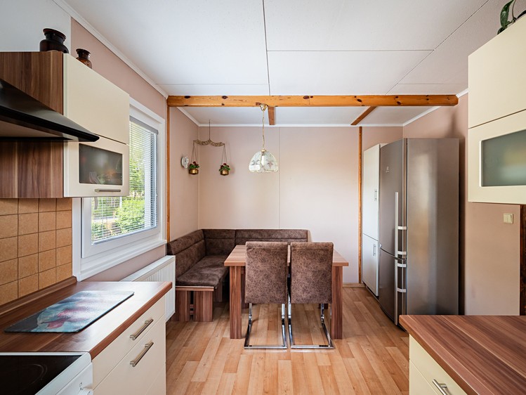 Haus zum Kauf, 244 m² (2 von 20)