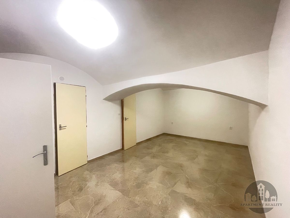 Pronájem bytu 2+kk 22 m² – fotografie 5