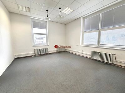 Pronájem kanceláře 69 m²
