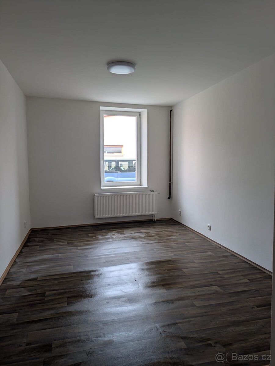 Pronájem bytu 1+kk 31 m²