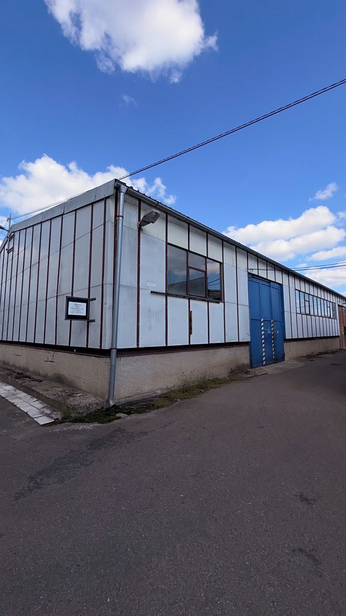 Pronájem skladového prostoru 427 m²